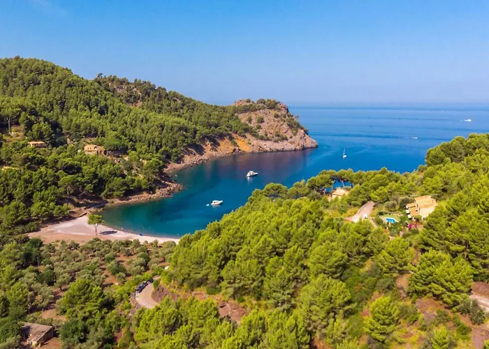 Holiday Home Cala Tuent
